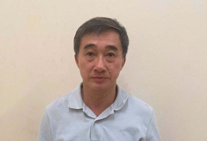 V&igrave; sao Thứ trưởng Bộ Y tế Trần Văn Thuấn bị bắt trong vụ Nhận hối lộ lớn? - Ảnh 1.