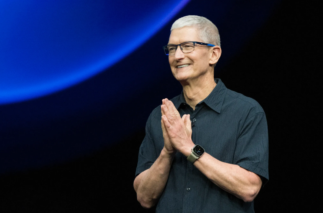 Tim Cook nhận vị tr&iacute; mới tại Apple v&agrave; h&igrave;nh ảnh g&acirc;y sốt tr&ecirc;n mạng x&atilde; hội - Ảnh 3.