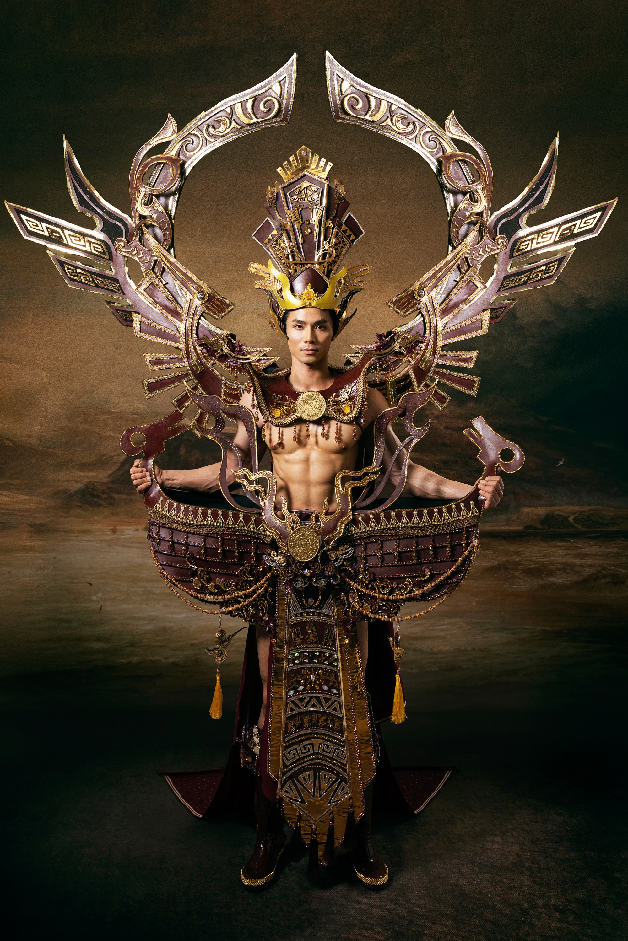 Nguyễn Vũ Linh mang "Hồn thiêng Âu Lạc" đến Mister International 2026 - Ảnh 4. Nguyễn Vũ Linh mang "Hồn thiêng Âu Lạc" đến Mister International 2026 - Ảnh 4.