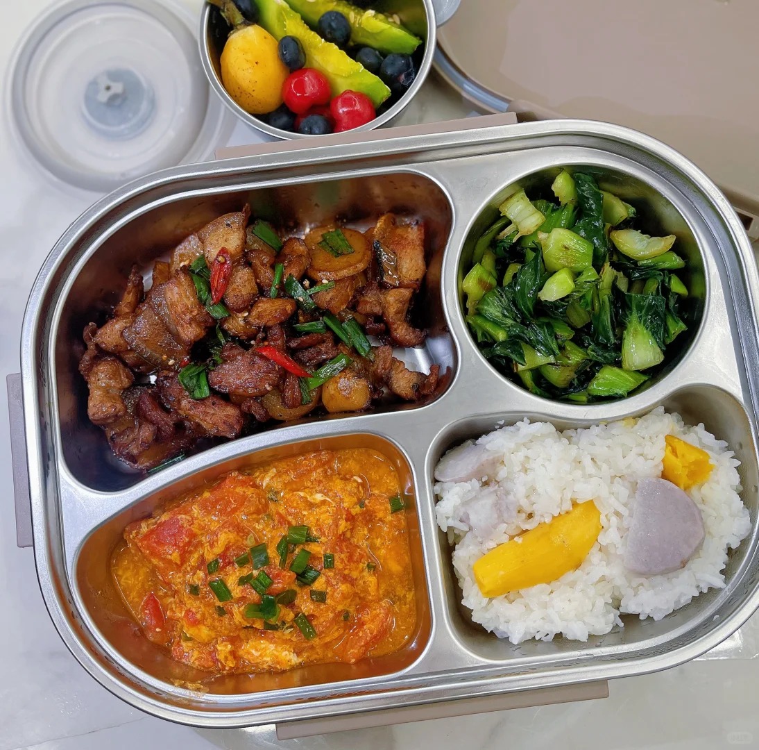 Hộp cơm của bà mẹ cho con trai cấp 2: Sự quan tâm yêu thương trong từng bữa ăn - Ảnh 8. Hộp cơm của bà mẹ cho con trai cấp 2: Sự quan tâm yêu thương trong từng bữa ăn - Ảnh 8.