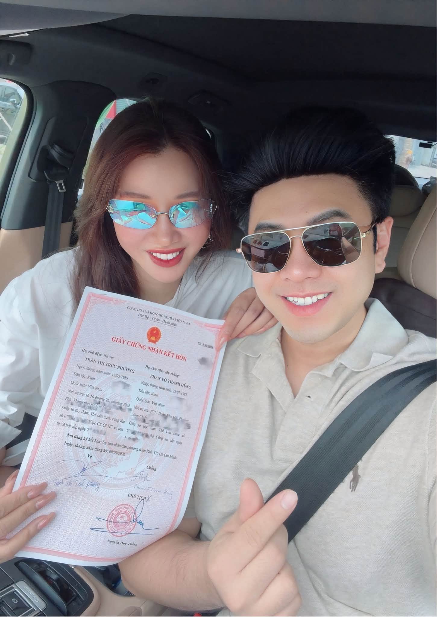 Akira Phan v&agrave; Phương Maika đăng k&yacute; kết h&ocirc;n: C&acirc;u chuyện t&igrave;nh y&ecirc;u đầy cảm hứng - Ảnh 1.