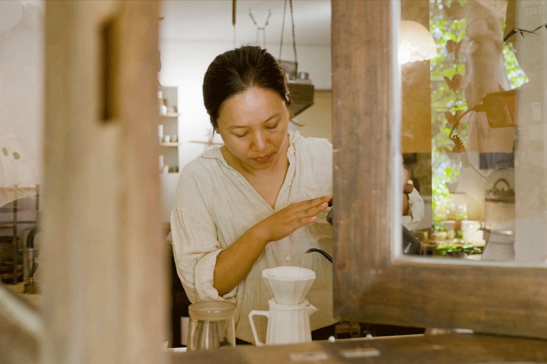 Cải tạo căn hộ 45 m² thành nơi lý tưởng không điều hòa và đồ cũ vẫn đẹp - Ảnh 9. Cải tạo căn hộ 45 m² thành nơi lý tưởng không điều hòa và đồ cũ vẫn đẹp - Ảnh 9.