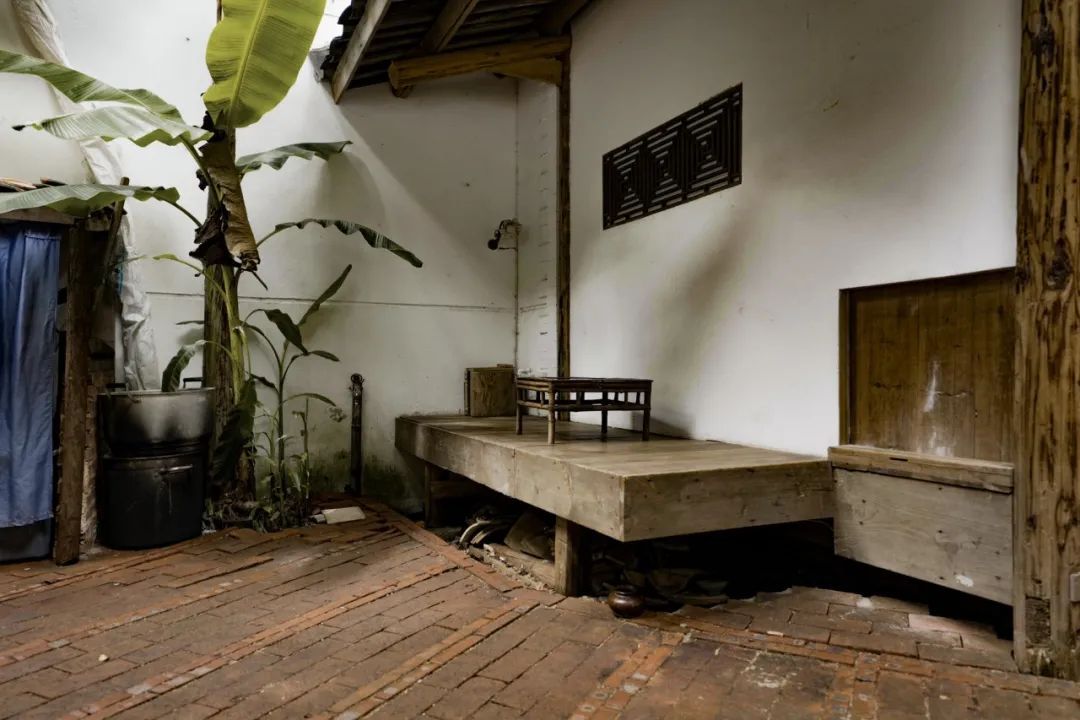 Cải tạo căn hộ 45 m² thành nơi lý tưởng không điều hòa và đồ cũ vẫn đẹp - Ảnh 3. Cải tạo căn hộ 45 m² thành nơi lý tưởng không điều hòa và đồ cũ vẫn đẹp - Ảnh 3.