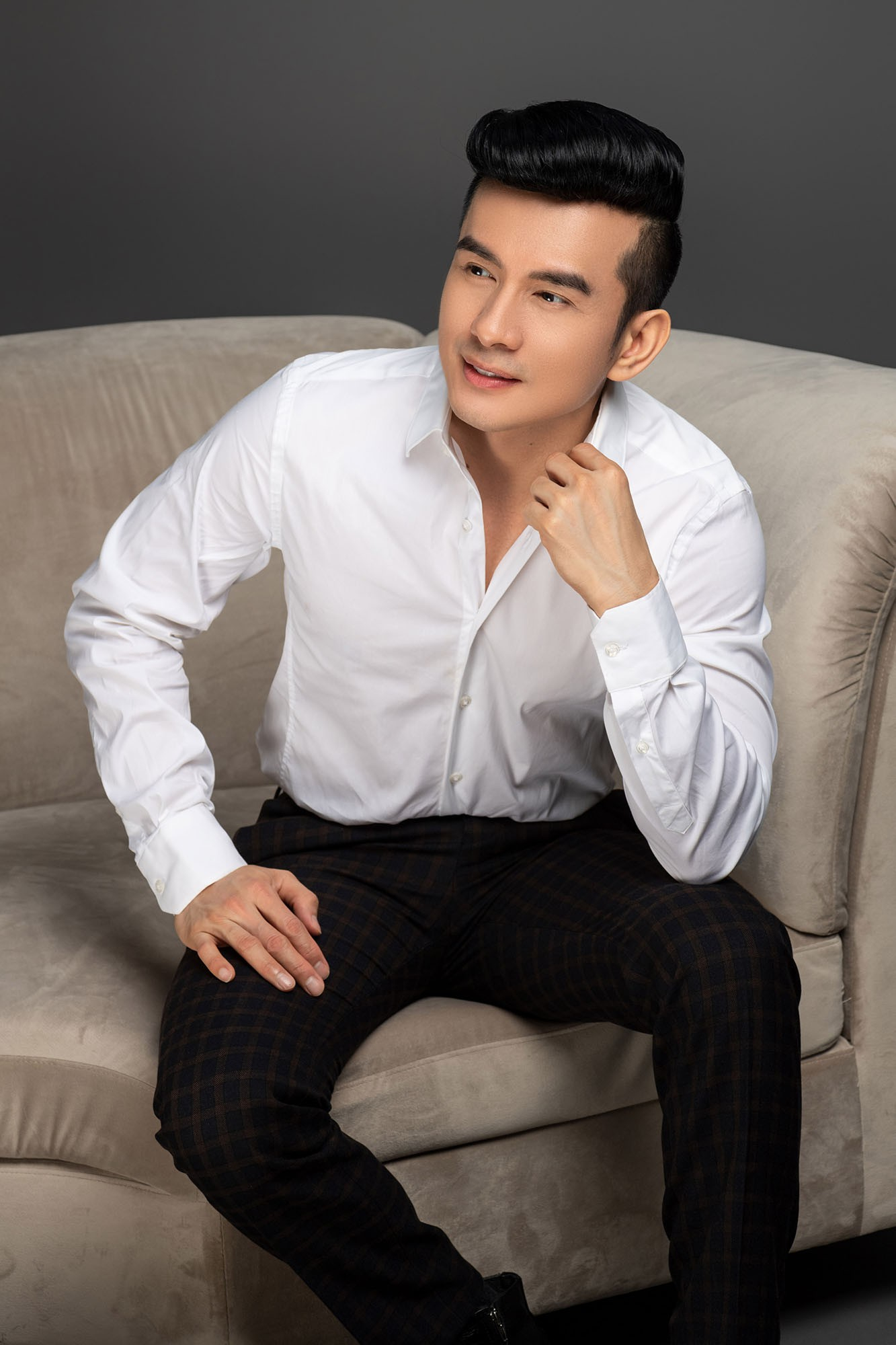 Đan Trường bất ngờ với diện mạo bạch kim chất chơi chưa từng thấy trong năm 2026 - Ảnh 8.