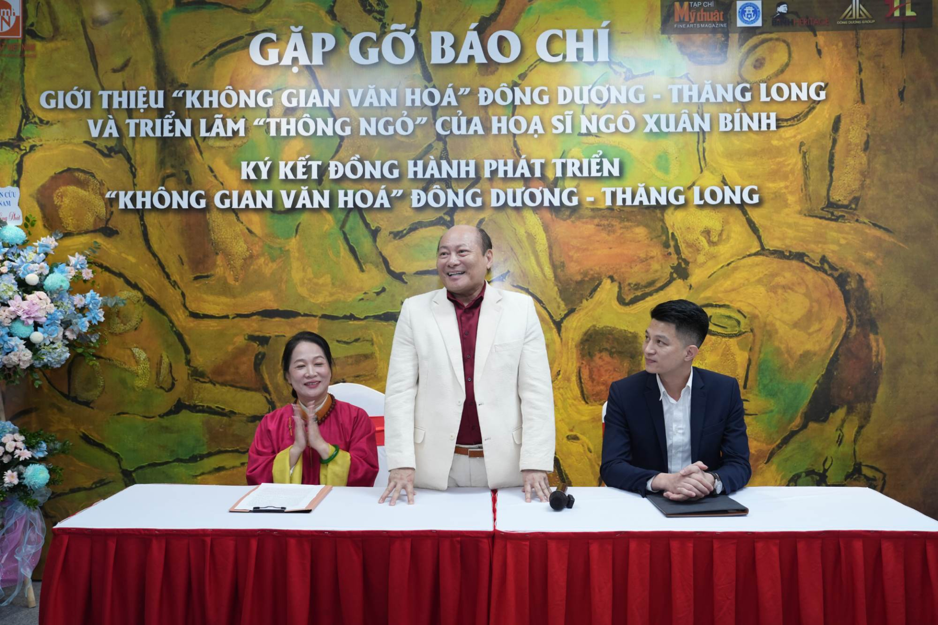 Gần 300 t&aacute;c phẩm của họa sĩ Ng&ocirc; Xu&acirc;n B&iacute;nh được trưng b&agrave;y tại triển l&atilde;m "Th&ocirc;ng Ngỏ" ở H&agrave; Nội - Ảnh 5.