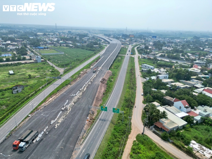 Diện mạo n&uacute;t giao kết nối cao tốc Bến Lức - Long Th&agrave;nh v&agrave; Quốc lộ 51 - Ảnh 14.