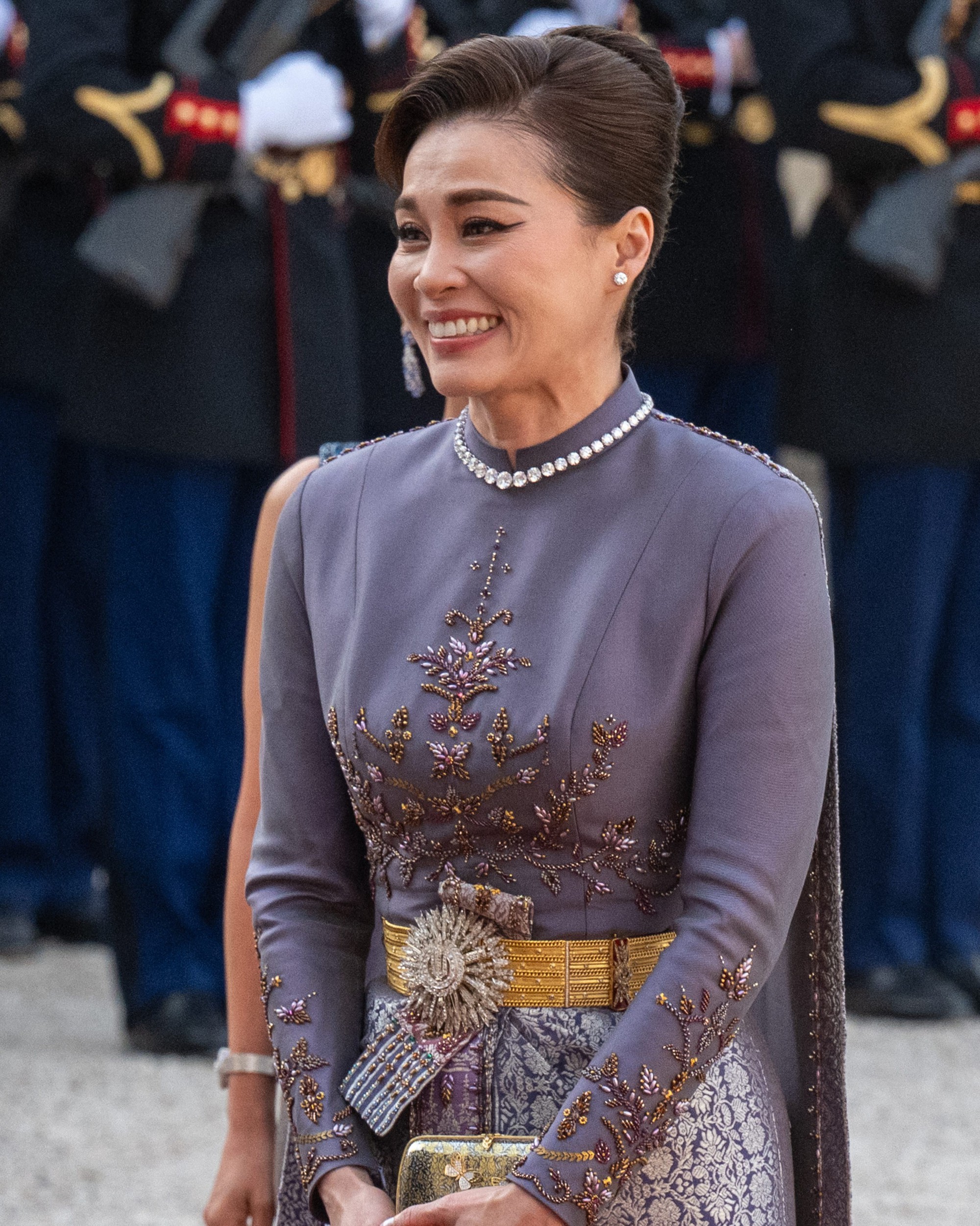 Chiếc thắt lưng kim cương 100 năm tuổi của Hoàng hậu Thái Lan Suthida - Ảnh 9. Chiếc thắt lưng kim cương 100 năm tuổi của Hoàng hậu Thái Lan Suthida - Ảnh 9.