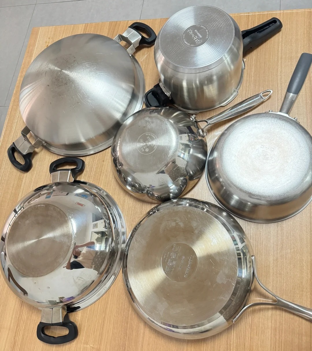 B&iacute; quyết l&agrave;m sạch nồi inox 20 năm vẫn s&aacute;ng b&oacute;ng như mới - Ảnh 3.