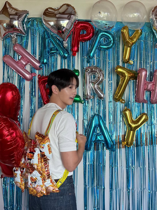 Song Joong Ki đón sinh nhật tuổi 41, để lộ 1 chi tiết quan trọng giữa tin ly hôn vợ Tây bỏ 2 con nhỏ- Ảnh 2.