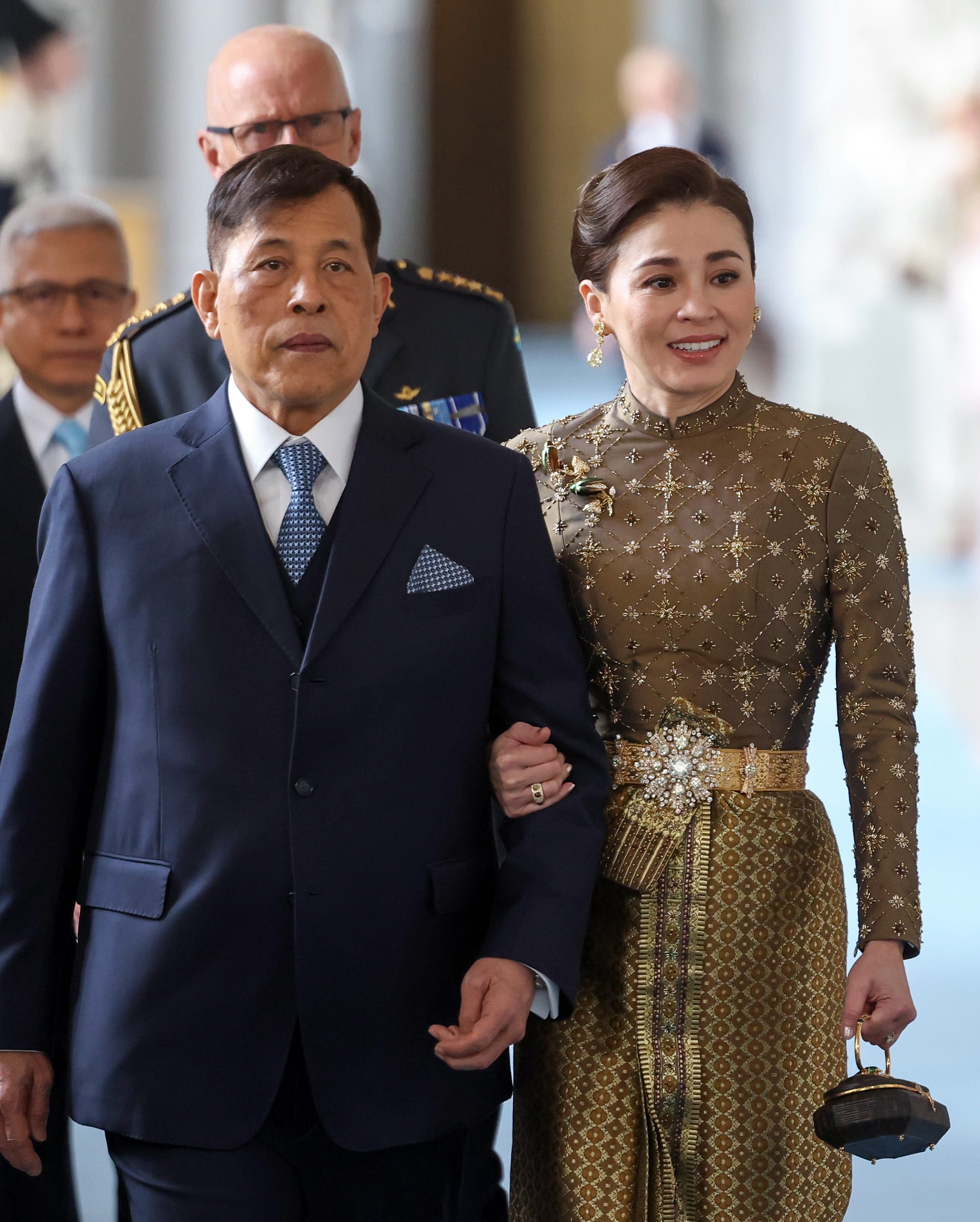 Chiếc thắt lưng kim cương 100 năm tuổi của Hoàng hậu Thái Lan Suthida - Ảnh 8. Chiếc thắt lưng kim cương 100 năm tuổi của Hoàng hậu Thái Lan Suthida - Ảnh 8.