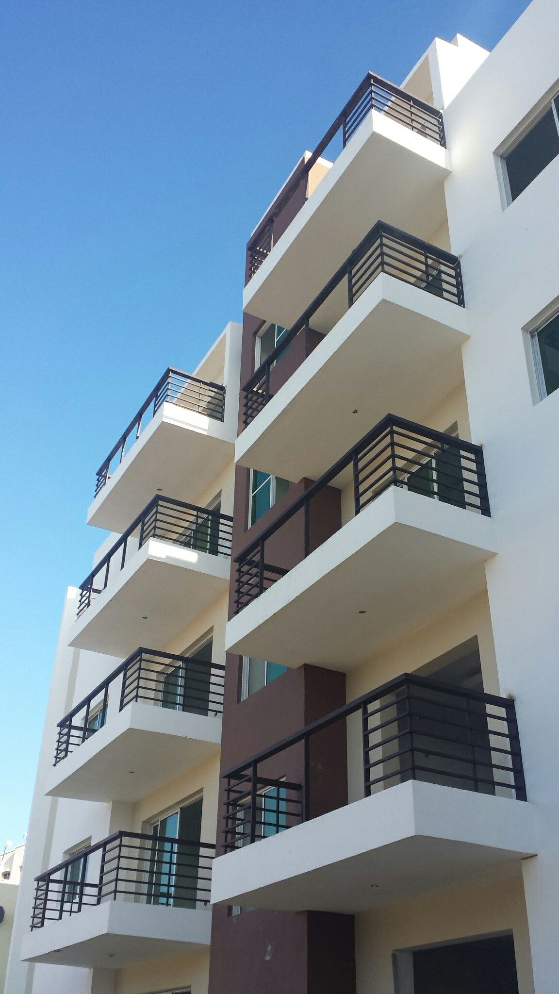 Cặp vợ chồng 32 tuổi đầu tư 3 căn nh&agrave; trị gi&aacute; 65 tỷ đồng - Ảnh 2.