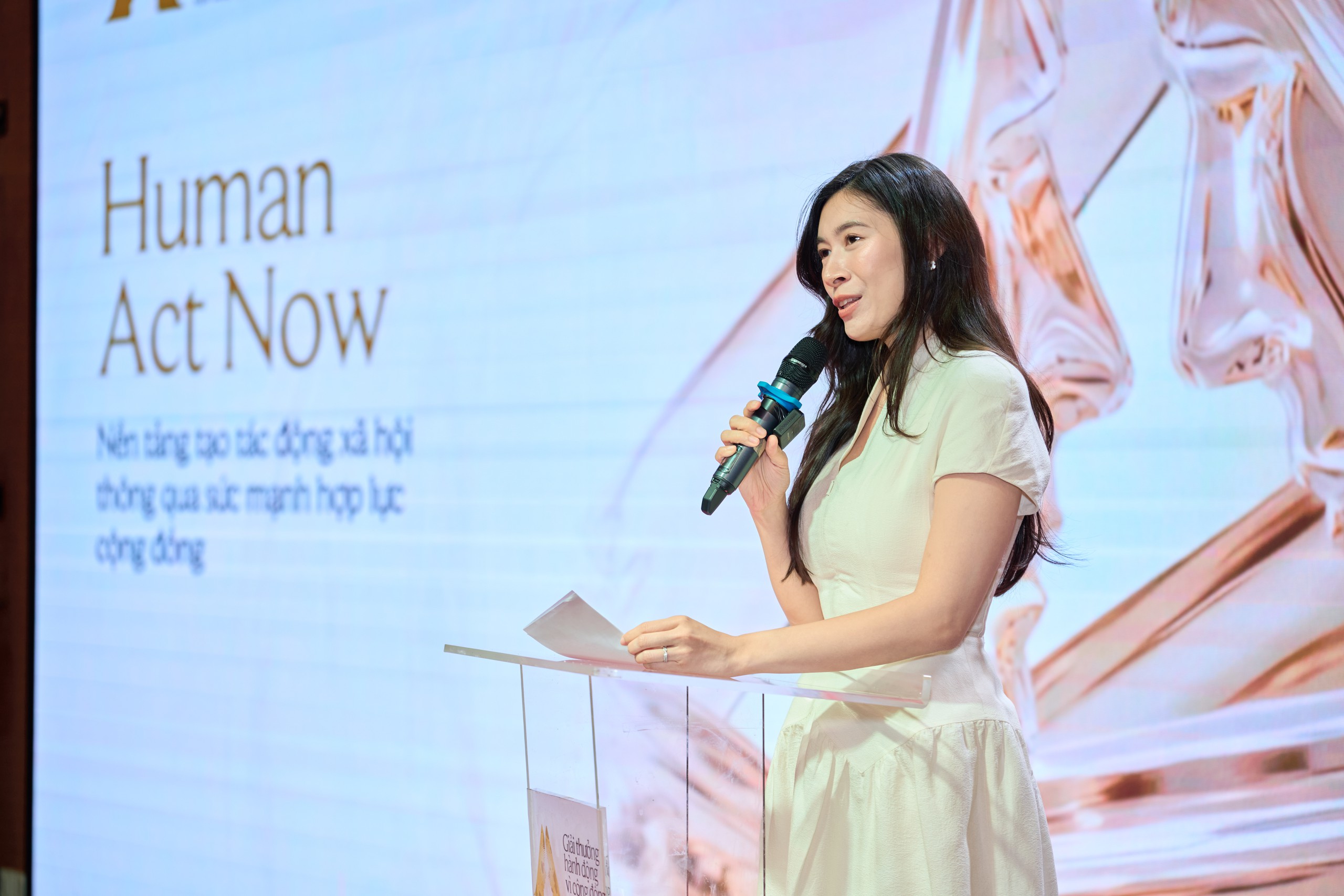 Bà Nguyễn Ngọc Mỹ - Phó Chủ tịch Công ty Cổ phần Đầu tư Alphanam