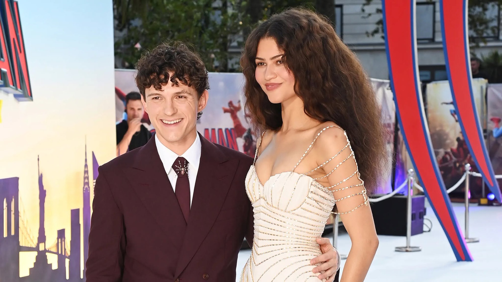B&ecirc;n trong tổ ấm của Tom Holland v&agrave; Zendaya tại London năm 2023 - Ảnh 2.