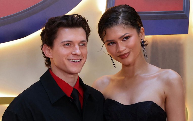 B&ecirc;n trong tổ ấm của Tom Holland v&agrave; Zendaya tại London năm 2023 - Ảnh 1.