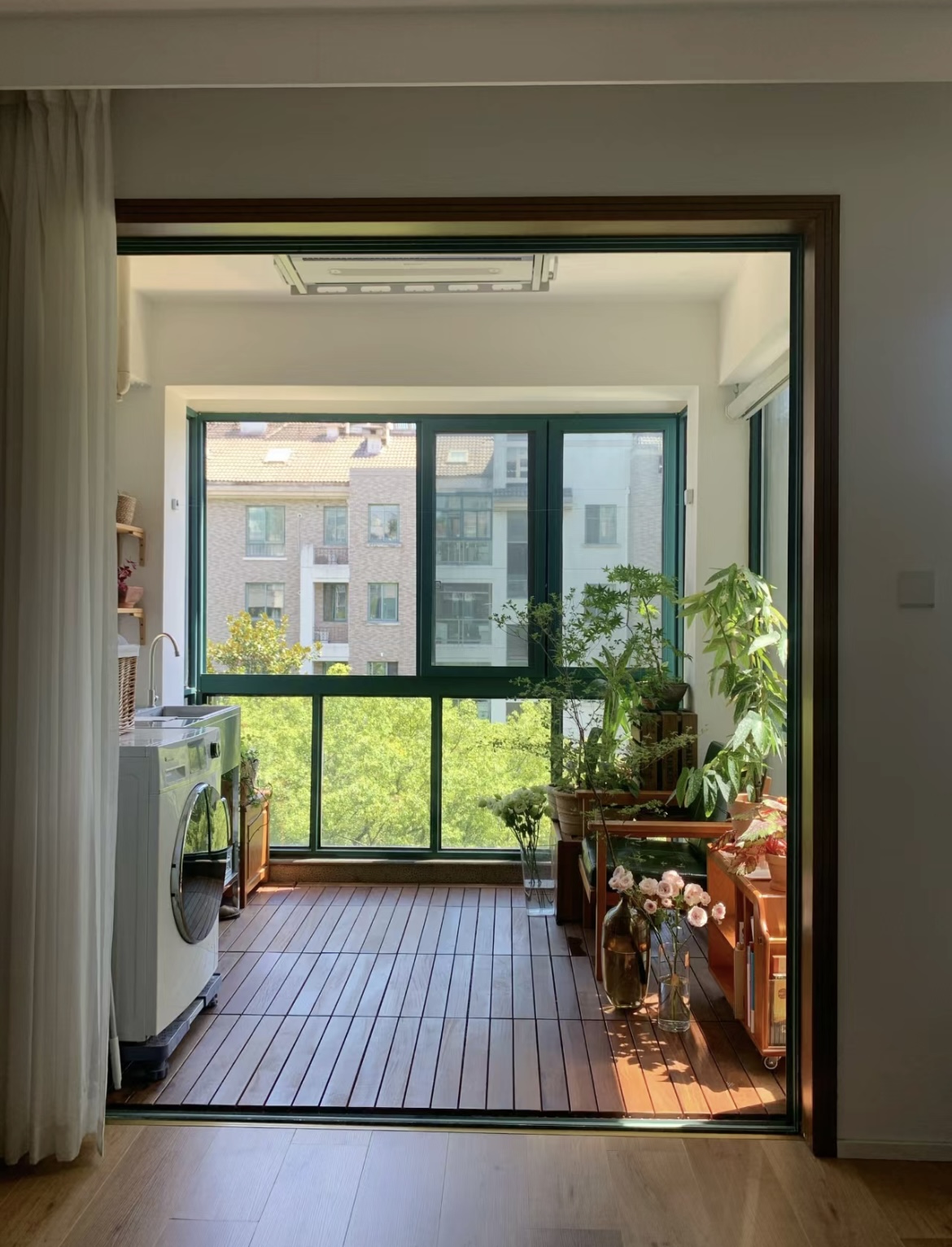 Tại sao ngày càng nhiều người từ bỏ sofa và bàn trà trong không gian sống hiện đại? - Ảnh 6. Tại sao ngày càng nhiều người từ bỏ sofa và bàn trà trong không gian sống hiện đại? - Ảnh 6.