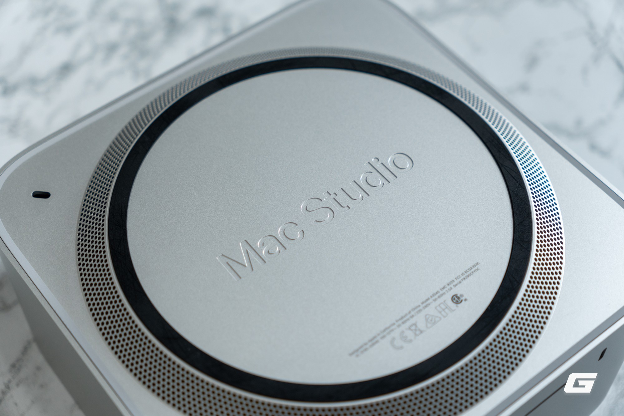Trên tay Mac Studio M5 Max chính hãng tại Việt Nam: Thiết kế nhỏ gọn , hiệu năng mạnh mẽ - Ảnh 21. Trên tay Mac Studio M5 Max chính hãng tại Việt Nam: Thiết kế nhỏ gọn , hiệu năng mạnh mẽ - Ảnh 21.