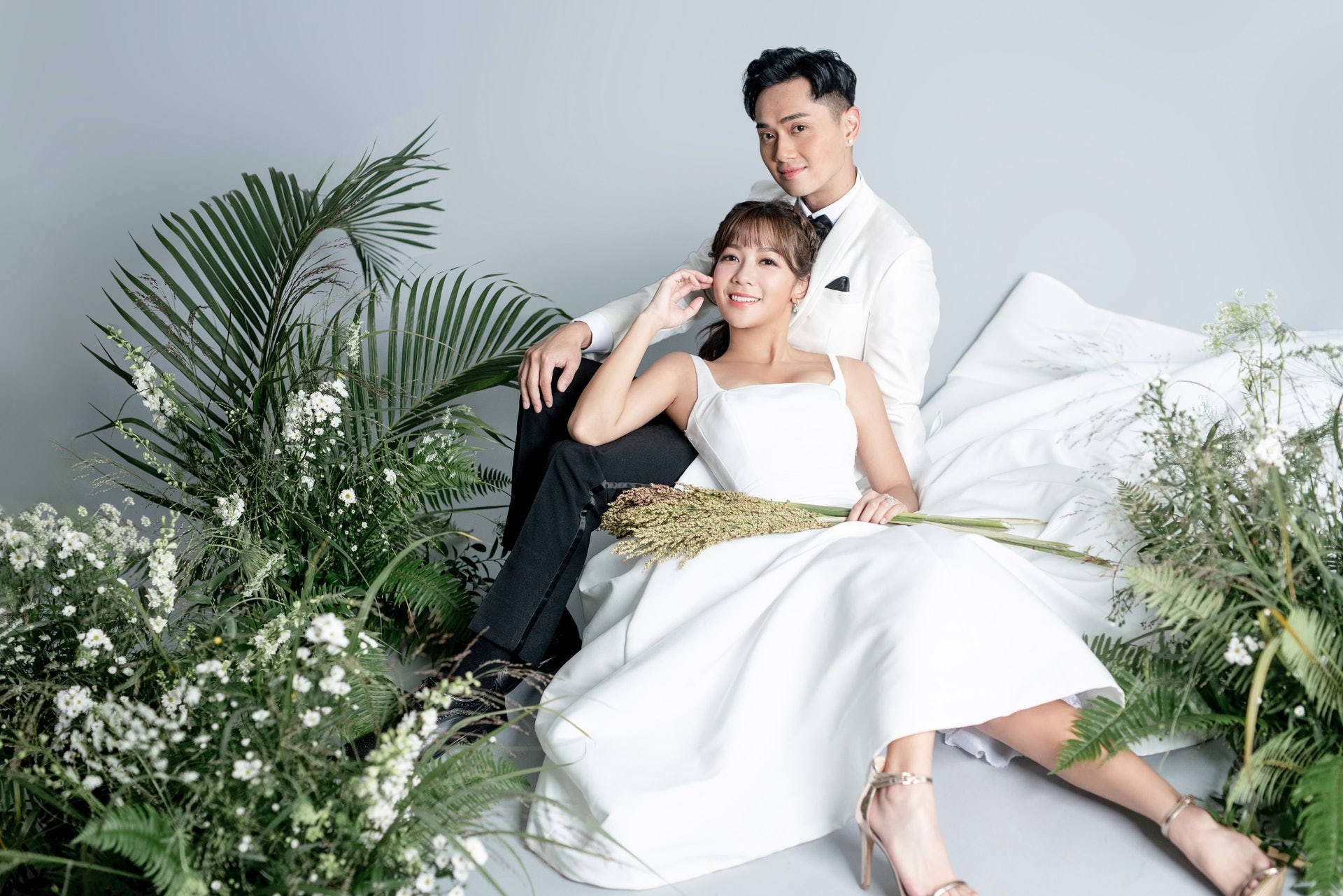 Trịnh Tuấn Hoằng và cuộc sống sung túc bên vợ đại gia giao thông vận tải - Ảnh 2. Trịnh Tuấn Hoằng và cuộc sống sung túc bên vợ đại gia giao thông vận tải - Ảnh 2.