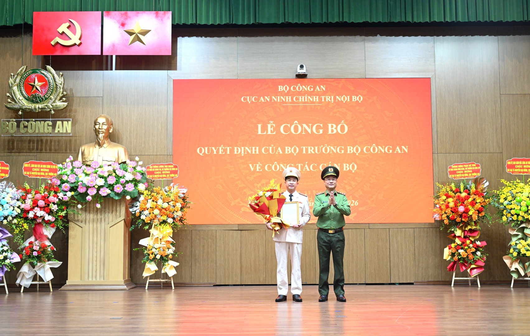 Điều động nh&acirc;n sự Bộ Quốc ph&ograve;ng: Bổ nhiệm Chỉ huy trưởng mới tại Đ&agrave; Nẵng v&agrave; Quảng Ng&atilde;i - Ảnh 2.