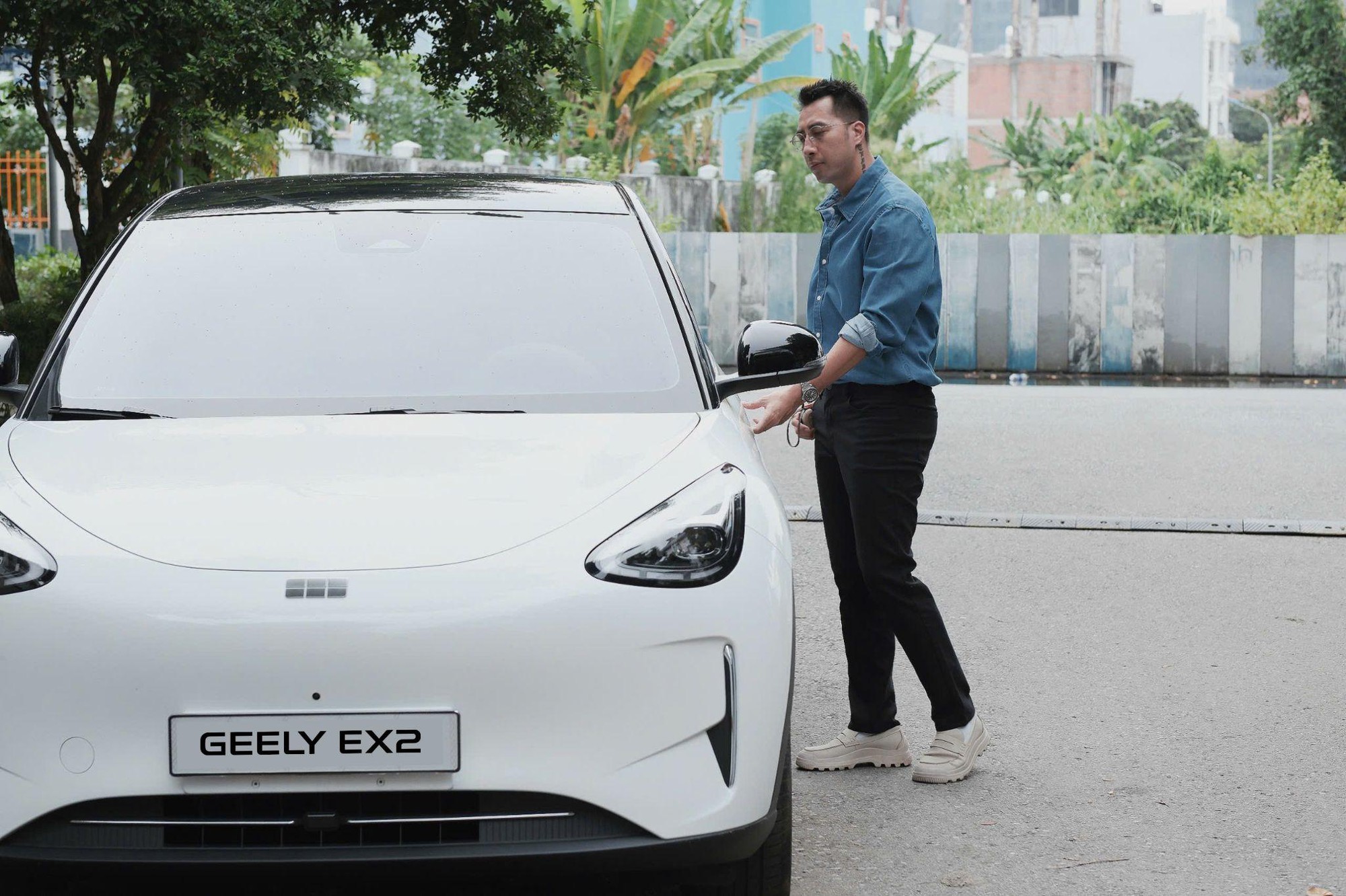 Chỉ mất 5 phút để chốt xe, Only C “chê” gì sau một tháng sử dụng Geely EX2? - Ảnh 4. Chỉ mất 5 phút để chốt xe, Only C “chê” gì sau một tháng sử dụng Geely EX2? - Ảnh 4.