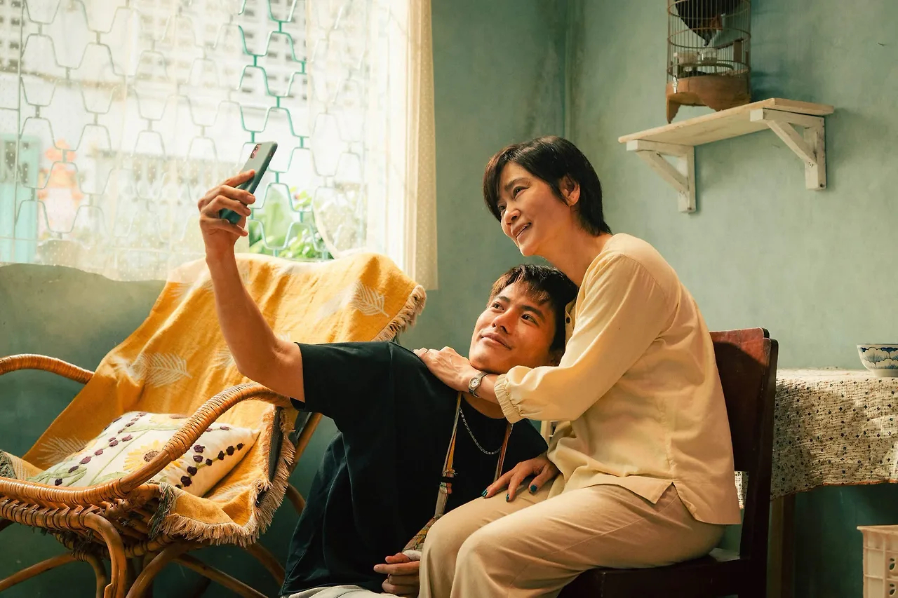 L&ecirc; Hạ Anh tỏa s&aacute;ng như chị Hằng miền T&acirc;y trong bộ phim L&ecirc;n Hương 2026 - Ảnh 11.
