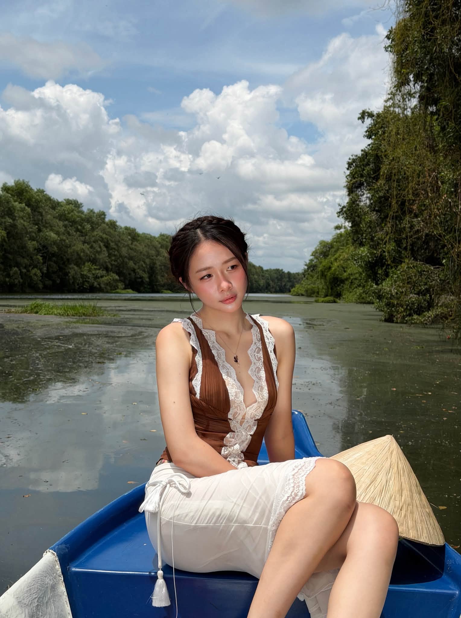 Kiều Diễm v&agrave; h&agrave;nh tr&igrave;nh &ldquo; cơ địa vất vả &rdquo; từ tiếp vi&ecirc;n h&agrave;ng kh&ocirc;ng đến miền T&acirc;y - Ảnh 4.