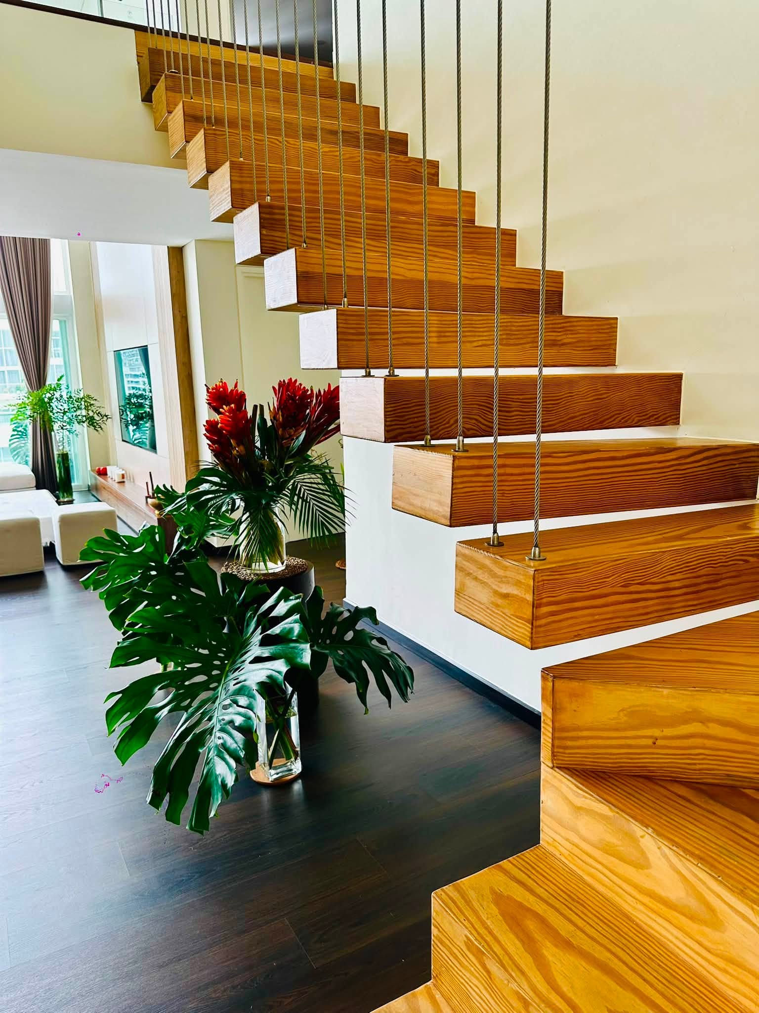 Đoan Trang khoe căn penthouse 280 m&sup2; sang trọng , cuộc sống vi&ecirc;n m&atilde;n b&ecirc;n chồng T&acirc;y - Ảnh 5.