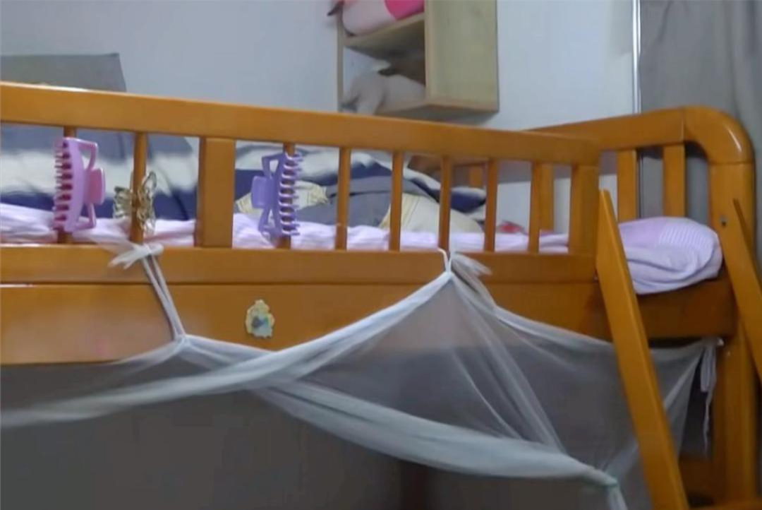 Mẹ đơn th&acirc;n v&agrave; con g&aacute;i sống trong 5 m&sup2;: Cuộc sống đầy ấm &aacute;p giữa chật chội - Ảnh 16.