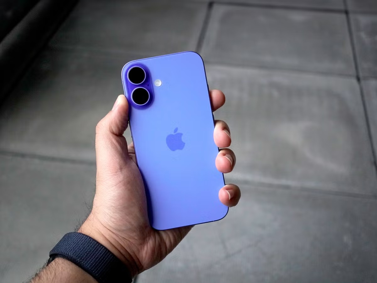 5 Chiếc iPhone cũ gi&aacute; rẻ đ&aacute;ng mua nhất sau Sự kiện ra mắt iPhone 18 Pro Max - Ảnh 3.