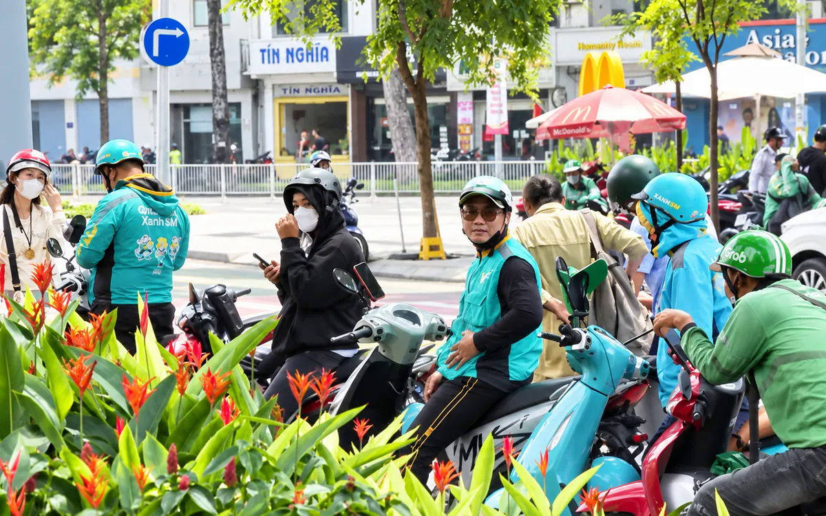 Đề xuất mở rộng bảo hiểm x&atilde; hội bắt buộc cho người l&agrave;m việc tr&ecirc;n nền tảng số năm 2026 - Ảnh 1.