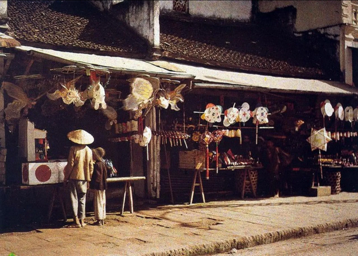 Phố H&agrave;ng M&atilde; v&agrave; lịch sử b&aacute;n đồ chơi Trung thu từ bao giờ? - Ảnh 3.