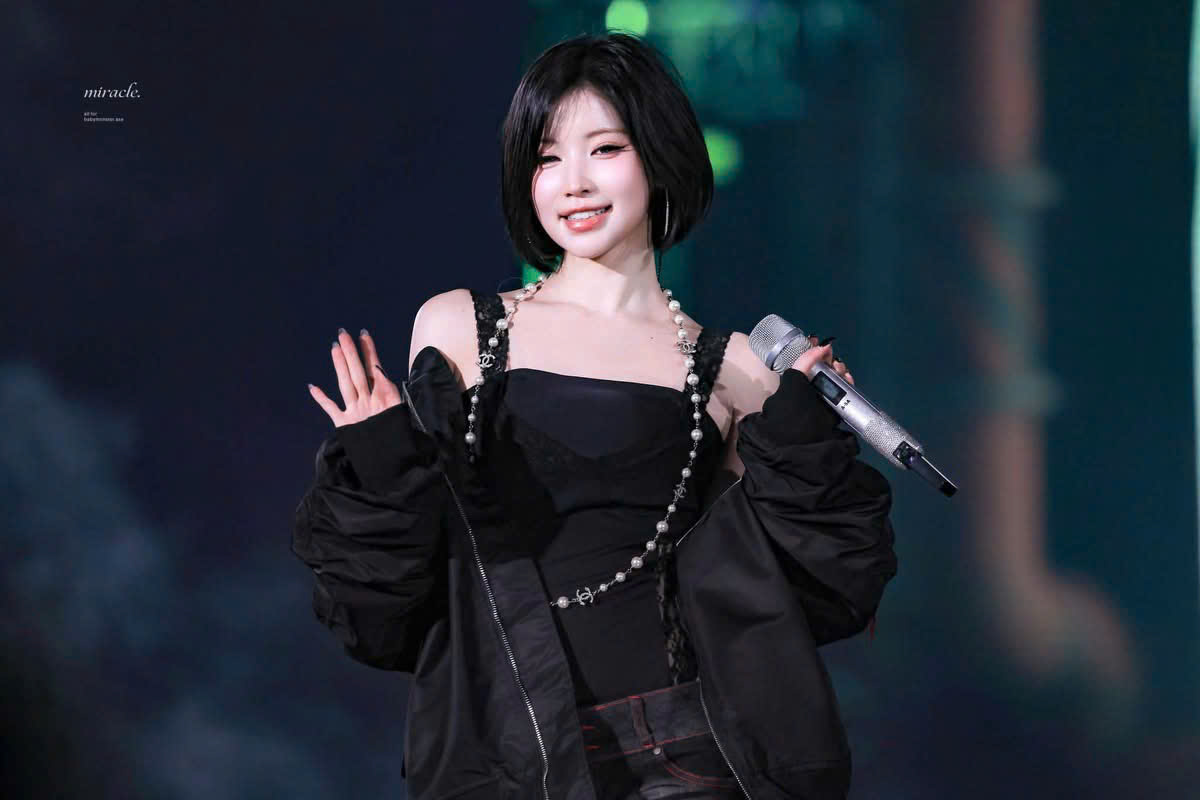 Asa rapper Nhật Bản rơi nước mắt tr&ecirc;n s&acirc;n khấu qu&ecirc; hương , chạm đến tr&aacute;i tim triệu fan - Ảnh 3.