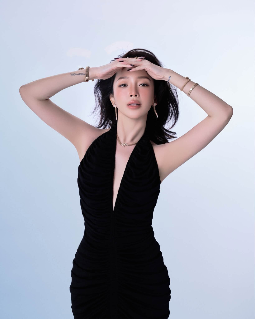 Tóc Tiên gặp chấn thương trước thềm Eurovision Song Contest Asia 2026 khiến fan lo lắng - Ảnh 3. Tóc Tiên gặp chấn thương trước thềm Eurovision Song Contest Asia 2026 khiến fan lo lắng - Ảnh 3.