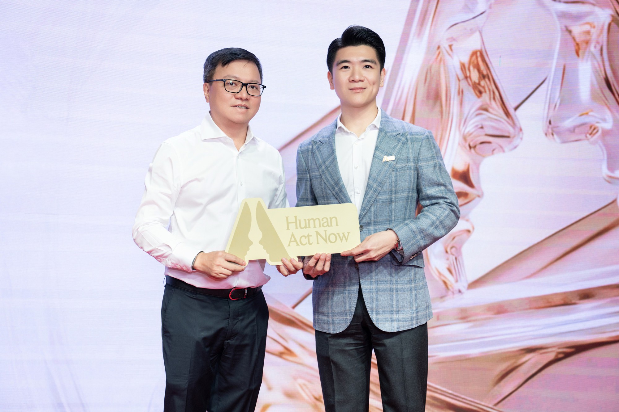 Human Act Prize 2026: Kh&ocirc;ng cần chờ c&oacute; vị thế hay đủ điều kiện mới h&agrave;nh động, mỗi việc nhỏ h&ocirc;m nay sẽ l&agrave; tiền đề cho những đ&oacute;ng g&oacute;p trong tương lai- Ảnh 6.