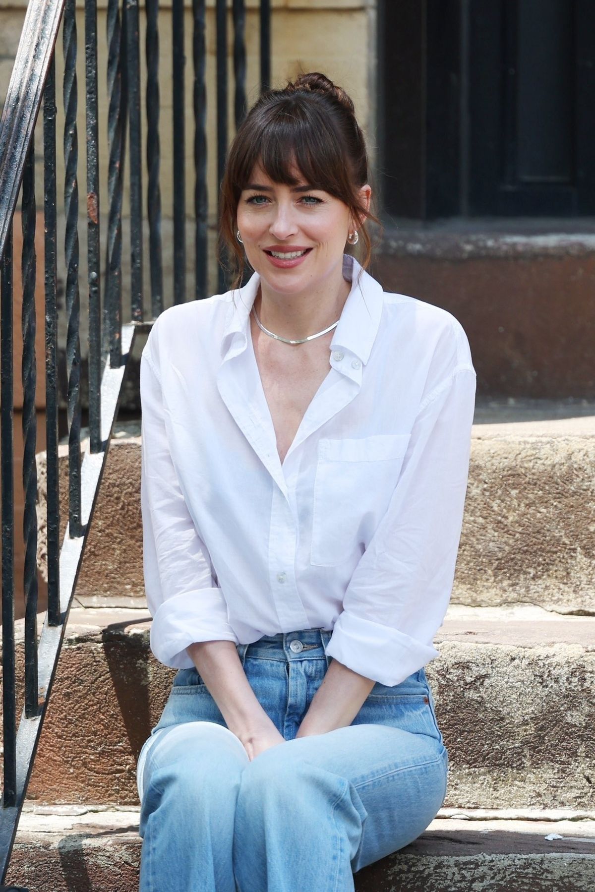 Dakota Johnson tỏa s&aacute;ng với Phong c&aacute;ch t&aacute;o bạo Tại Vogue World 2026 - Ảnh 9.