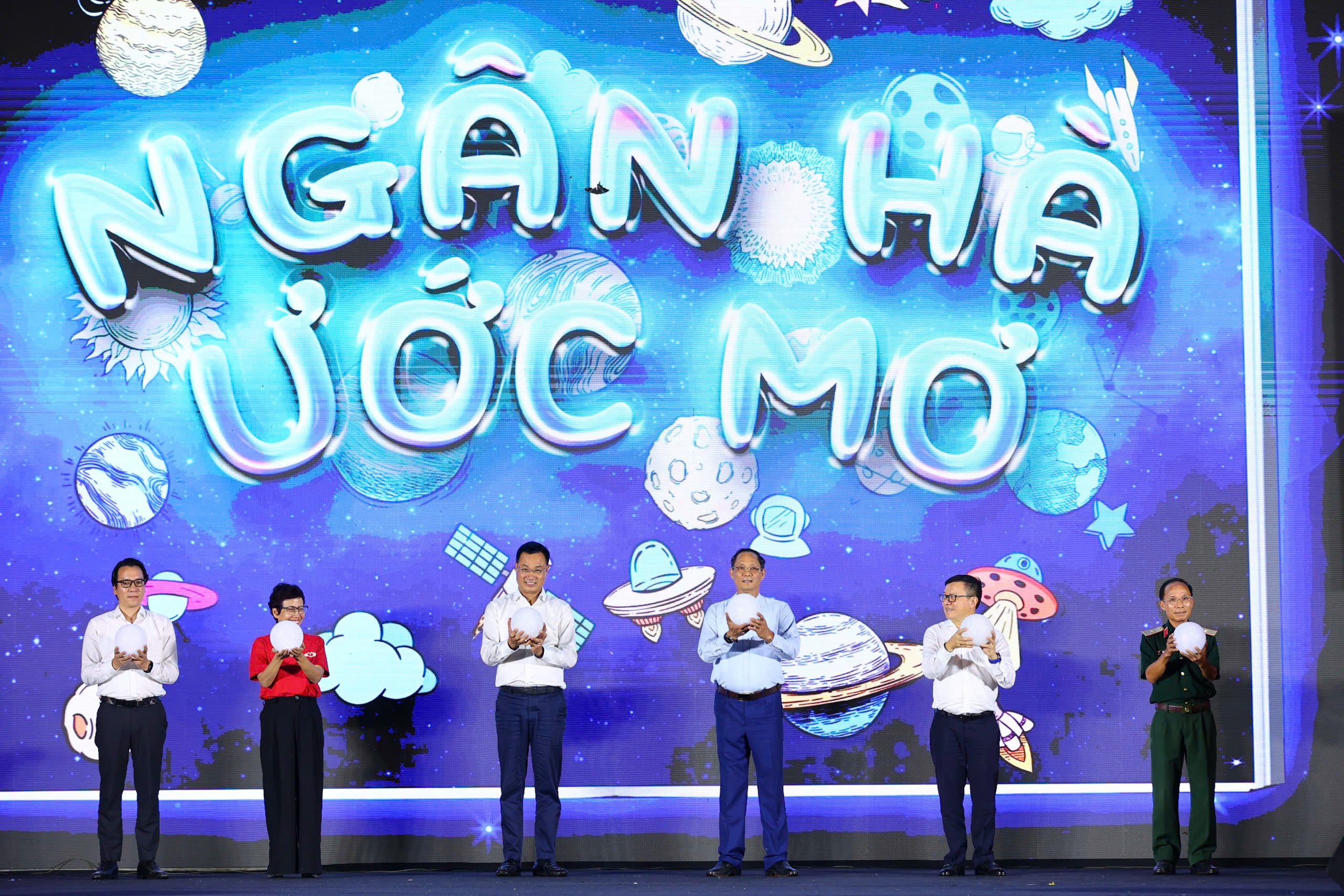 Ra mắt nền tảng số hóa Ngân Hà Ước Mơ tạo cơ hội cho trẻ em Việt Nam - Ảnh 1. Ra mắt nền tảng số hóa Ngân Hà Ước Mơ tạo cơ hội cho trẻ em Việt Nam - Ảnh 1.