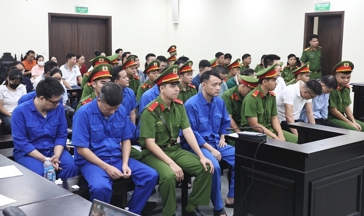 Vụ sản xuất sữa giả: ' &Ocirc;ng tr&ugrave;m ' Vũ Mạnh Cường đối mặt &aacute;n 30 năm t&ugrave; - Ảnh 1.