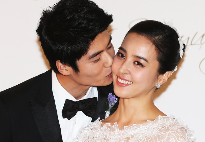 Han Hye Jin v&agrave; Ki Sung Yueng: H&ocirc;n nh&acirc;n đẹp nhưng đầy s&oacute;ng gi&oacute; sau 4 th&aacute;ng hẹn h&ograve; - Ảnh 5.