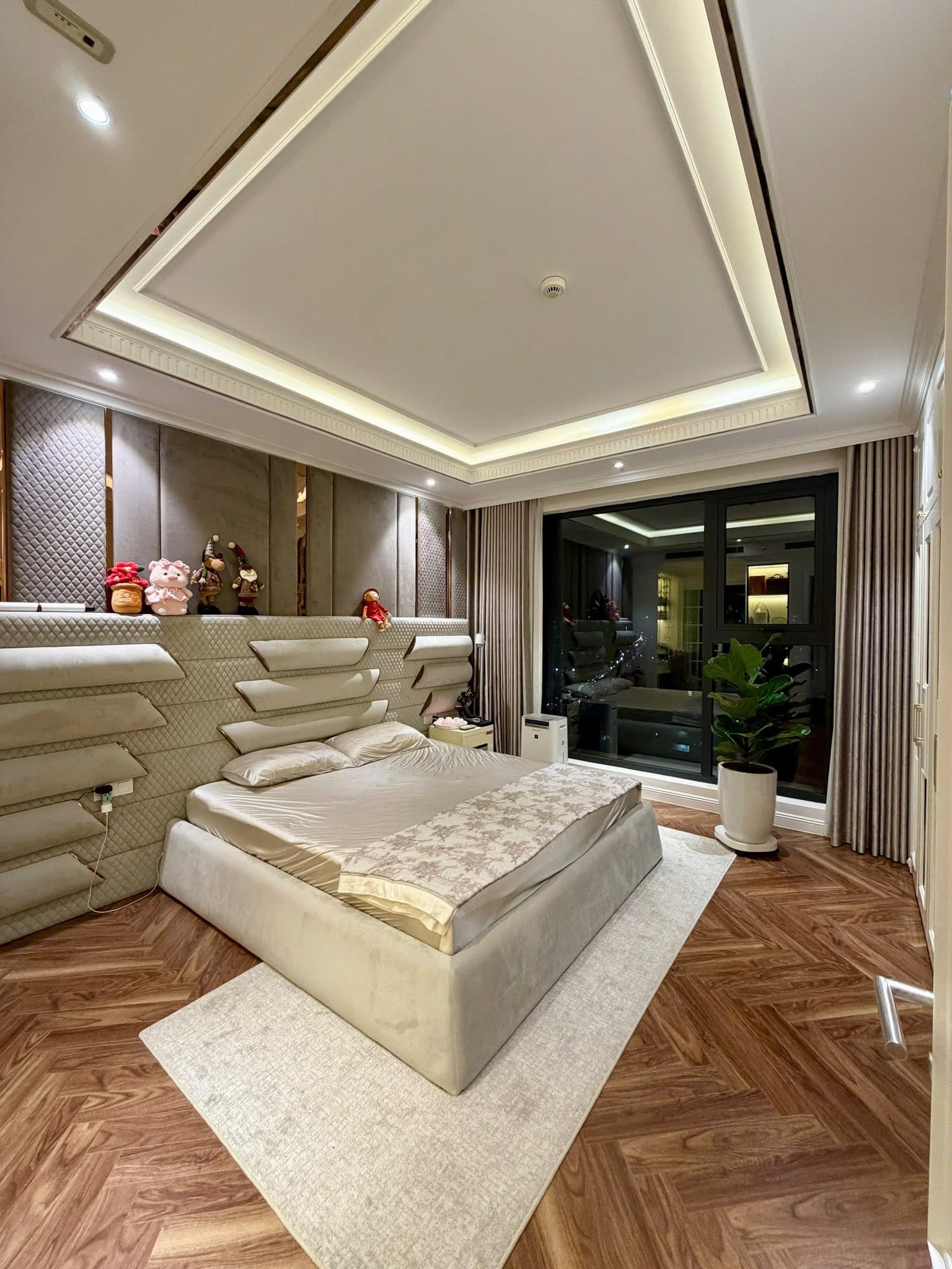 NSƯT Ngọc Quỳnh cưới vợ lần 3 v&agrave; rao b&aacute;n căn hộ 14 tỷ tại H&agrave; Nội - Ảnh 7.