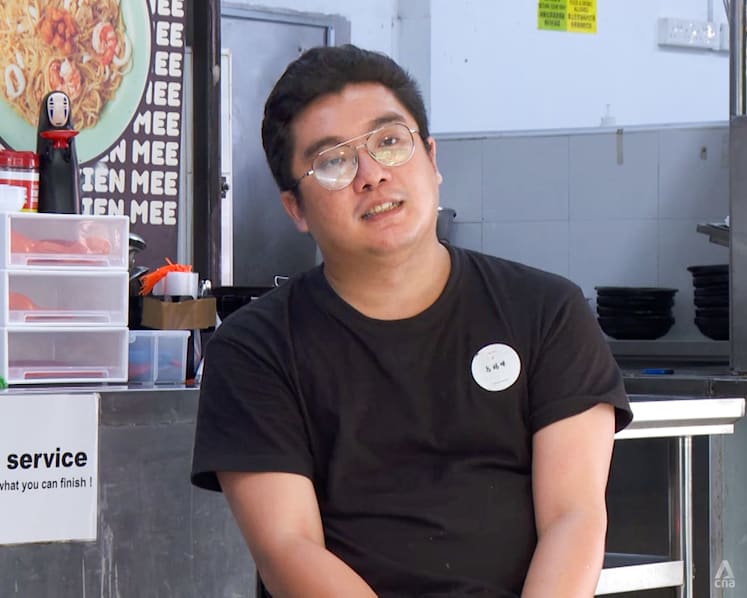 Quyết định dũng cảm của Alvin Tan: Từ c&ocirc;ng việc lương cao đến b&aacute;n h&agrave;ng rong - Ảnh 1.