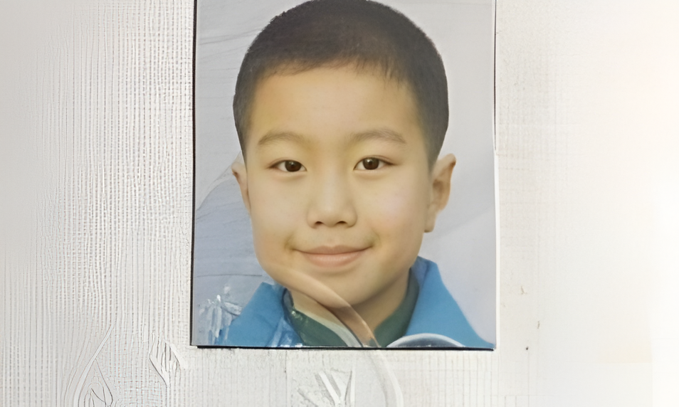 Cú trượt dài của thần đồng 14 tuổi đỗ đại học, 18 tuổi bị buộc thôi học - Ảnh 1. Cú trượt dài của thần đồng 14 tuổi đỗ đại học, 18 tuổi bị buộc thôi học - Ảnh 1.