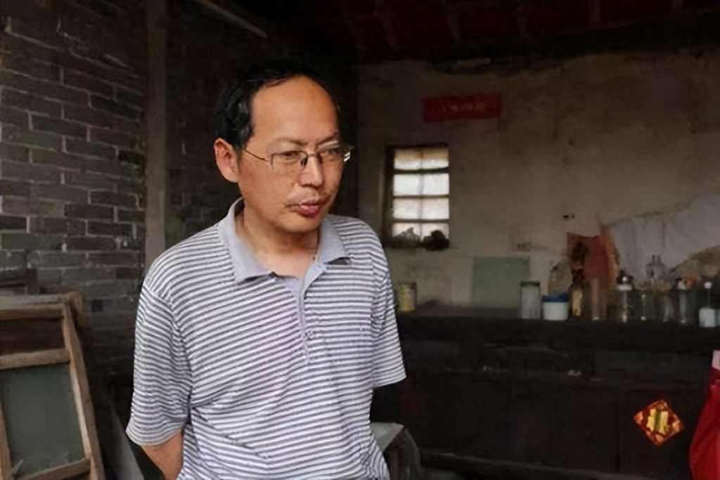 Cú trượt dài của thần đồng đỗ Thủ khoa năm 16 tuổi - Ảnh 2. Cú trượt dài của thần đồng đỗ Thủ khoa năm 16 tuổi - Ảnh 2.