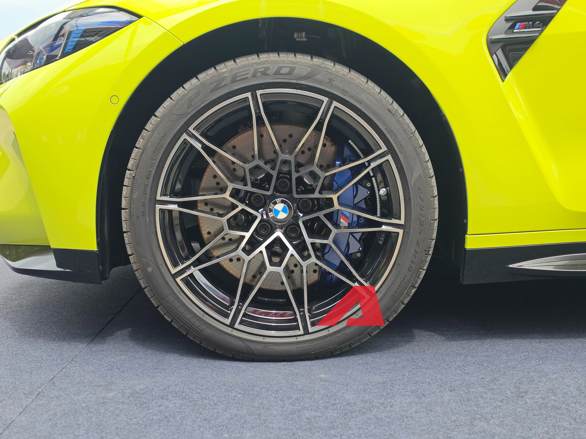 BMW M4 ra mắt Việt Nam với động cơ mạnh mẽ v&agrave; thiết kế thể thao - Ảnh 4.