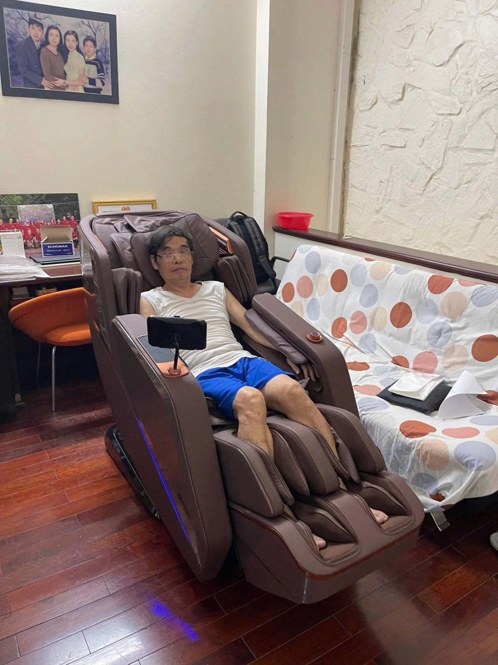 Lời khuyên trước khi mua ghế massage đắt tiền - Ảnh 1.