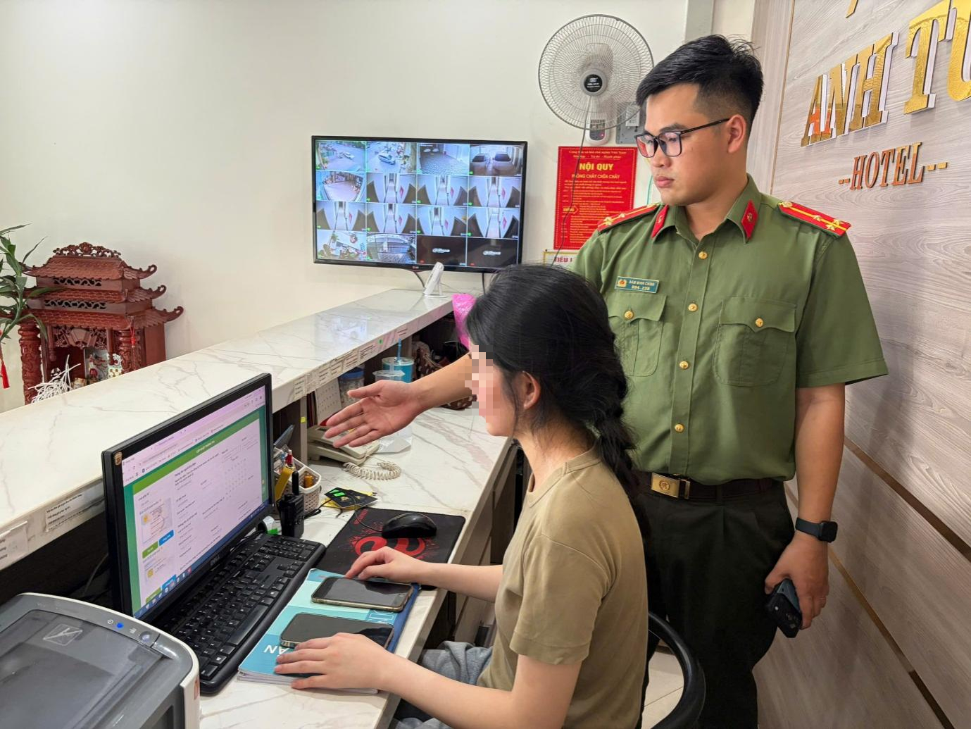 Thông tin quan trọng về khai báo tạm trú, tất cả người dân cần biết - Ảnh 4.