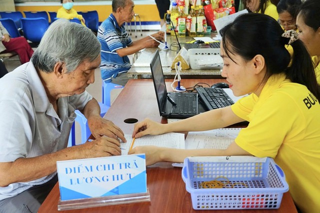 Bảo hiểm xã hội thông báo quan trọng liên quan đến BHYT, toàn bộ người dân cần lưu ý để hưởng đủ quyền lợi - Ảnh 2.