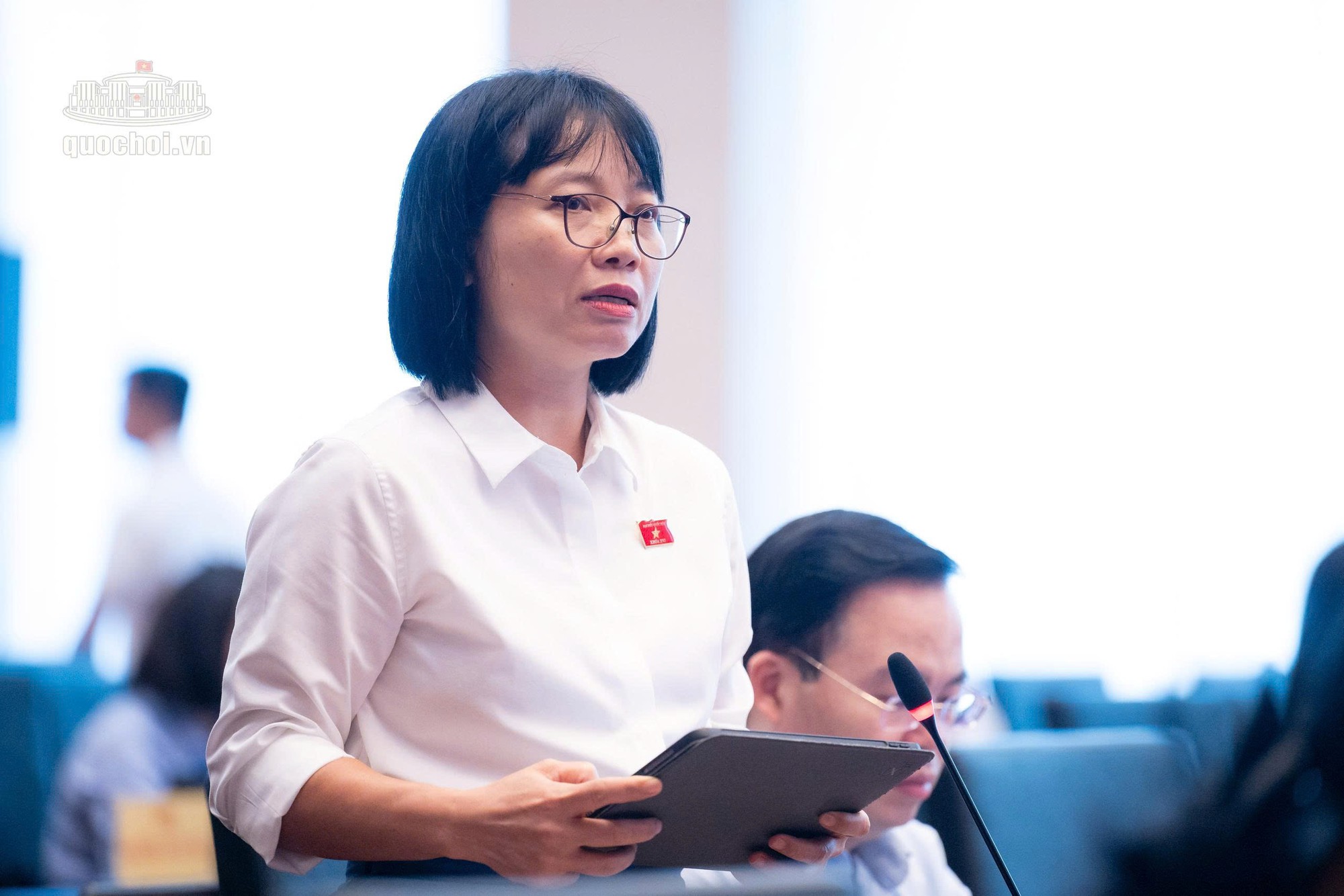 ĐBQH đề xuất tr&aacute;ch nhiệm nh&agrave; cung cấp trong x&aacute;c thực sinh trắc học AI năm 2026 - Ảnh 2.