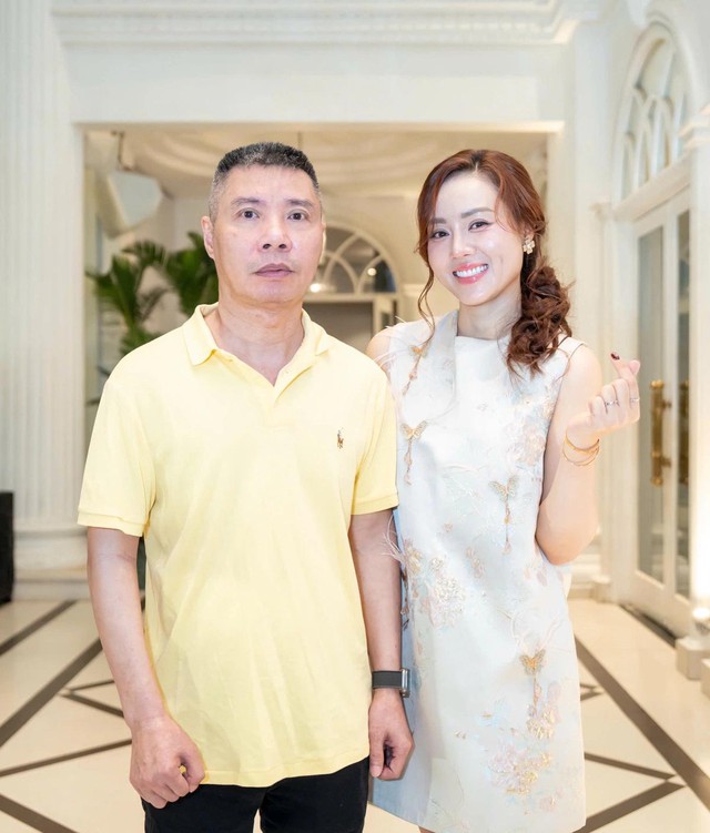 Vợ kém 15 tuổi của NSND Công Lý bị "Hồng Hài Nhi" rủ đi hẹn hò- Ảnh 2.
