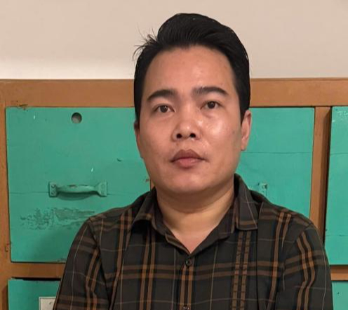 Công an điều tra giao dịch chuyển tiền 2,4 tỷ đồng: Bắt tạm giam người đàn ông 35 tuổi - Ảnh 1.