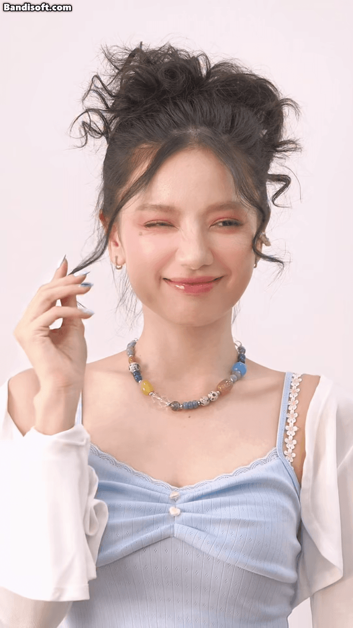 L&ecirc; Hạ Anh tỏa s&aacute;ng với vai Kim &Aacute;nh trong L&ecirc;n Hương v&agrave; phong c&aacute;ch Y2K cuốn h&uacute;t - Ảnh 3.