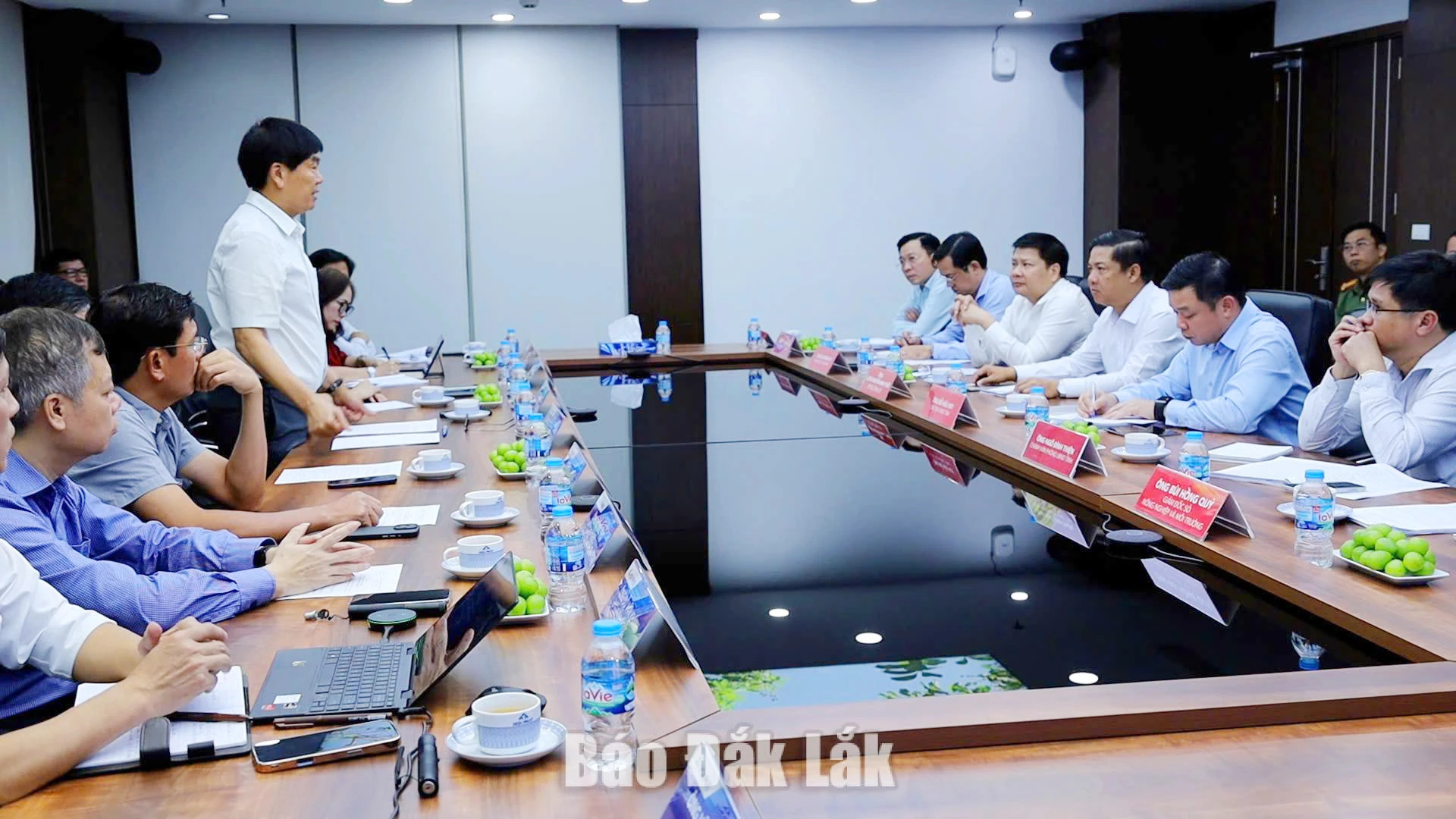 Ông Trần Đình Long, bà Thái Hương vừa trực tiếp làm việc tỉnh duy nhất của VN có tên viết 
